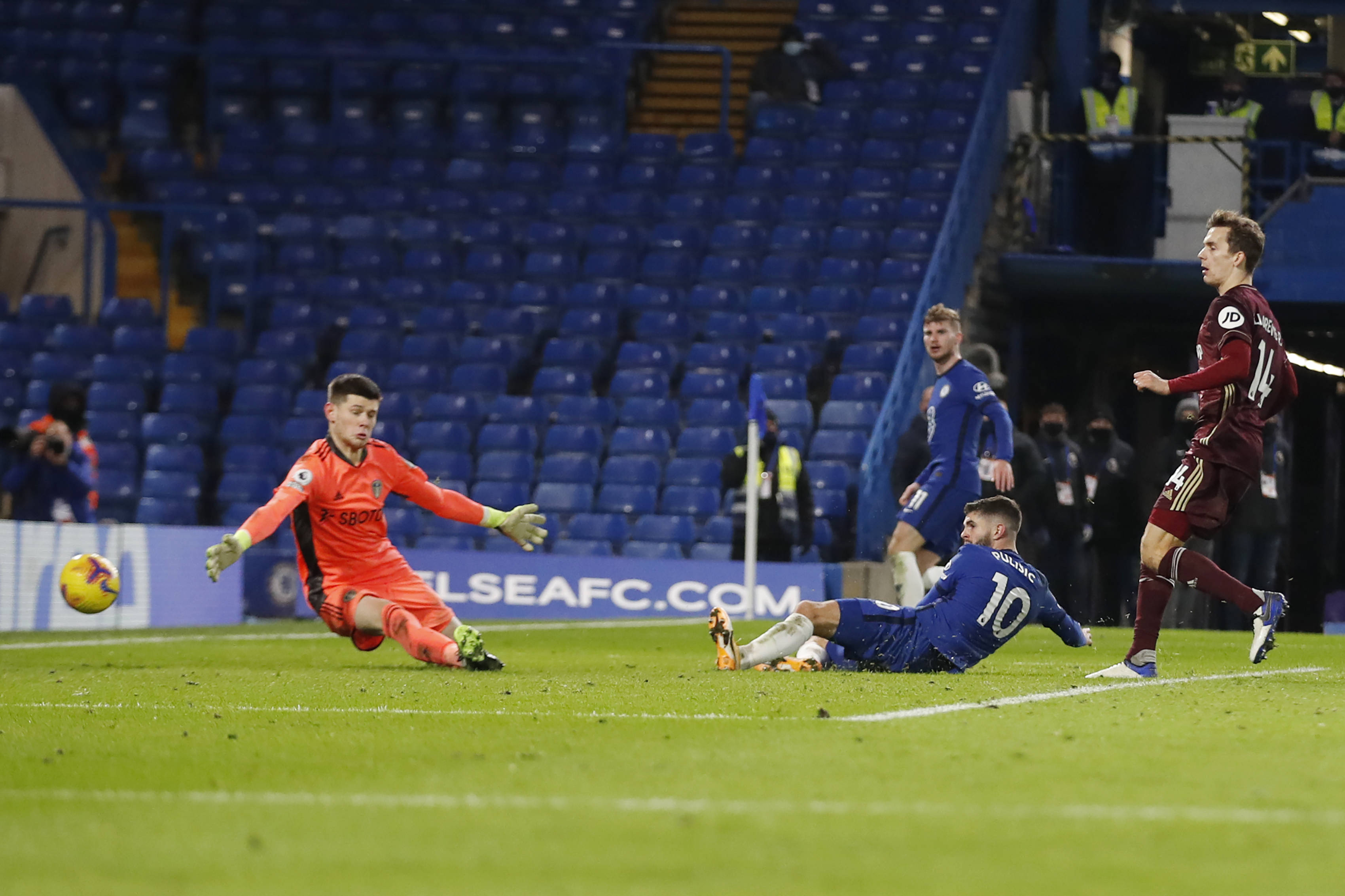 他都在不断 他都在不断