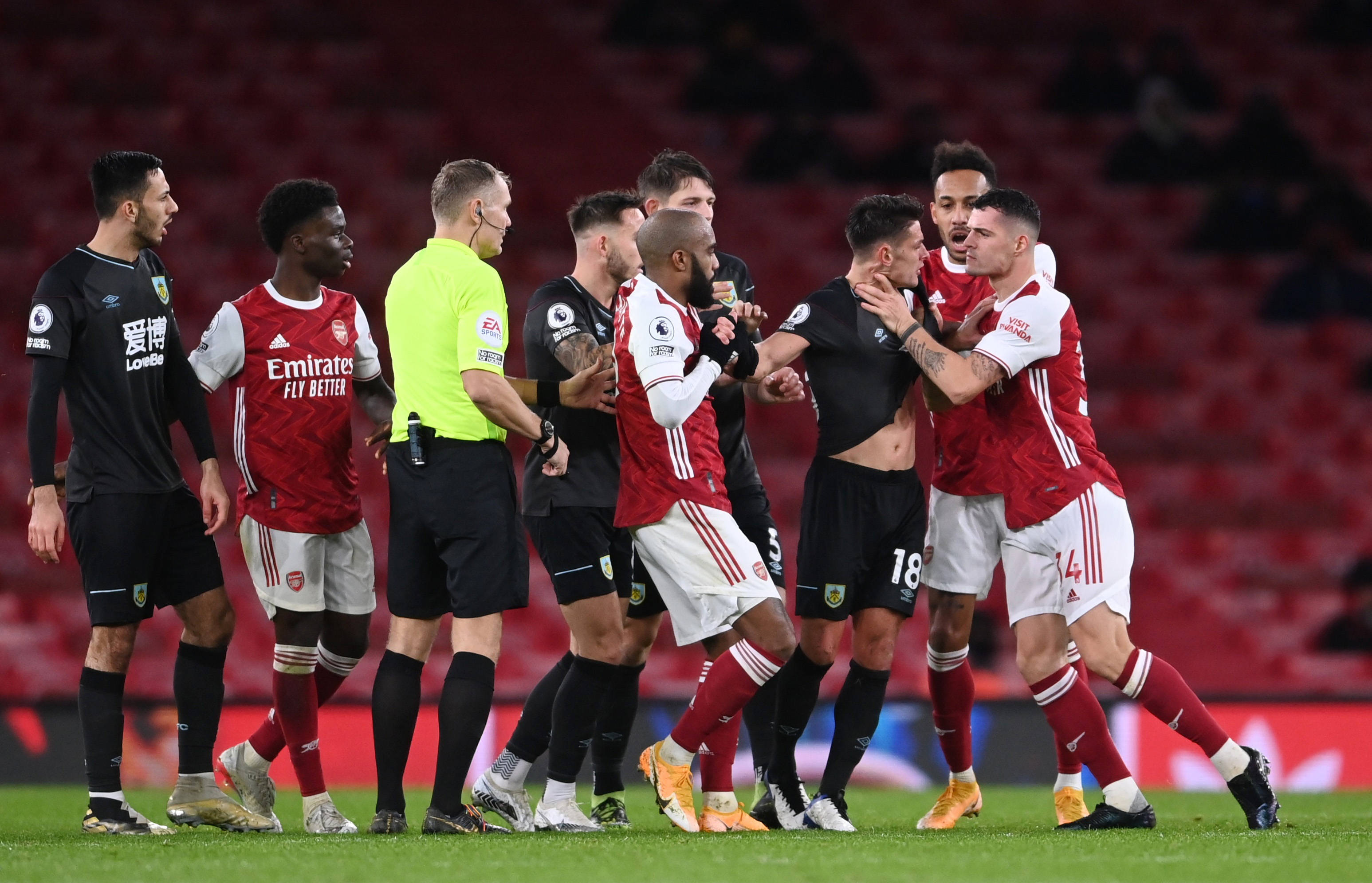 并探讨墨士 并探讨墨士